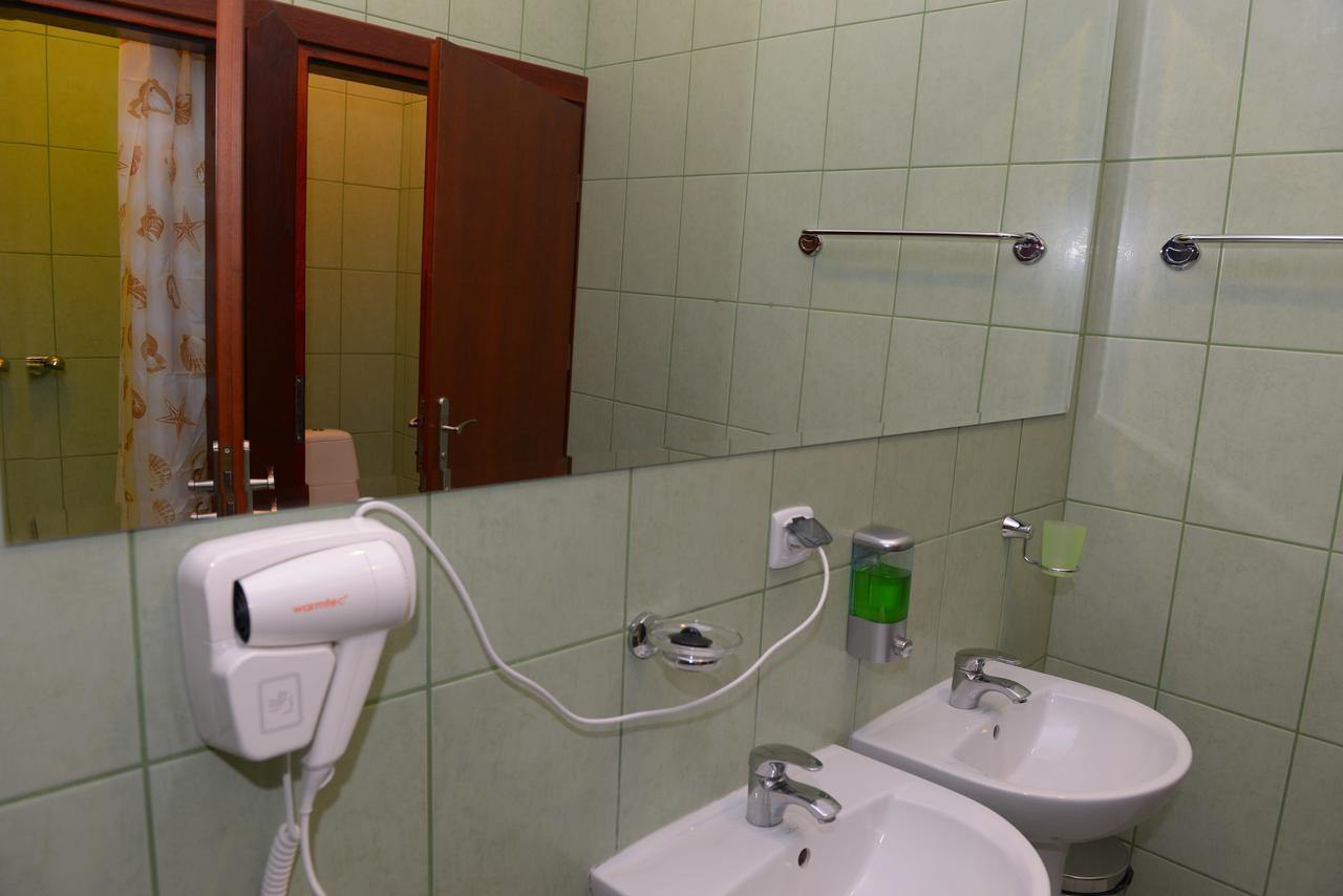 Hotel Pod Debami Тереспол Екстериор снимка